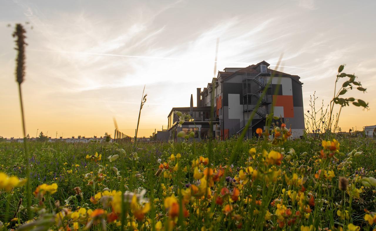 Hotel Time Velika Gorica Exterior photo